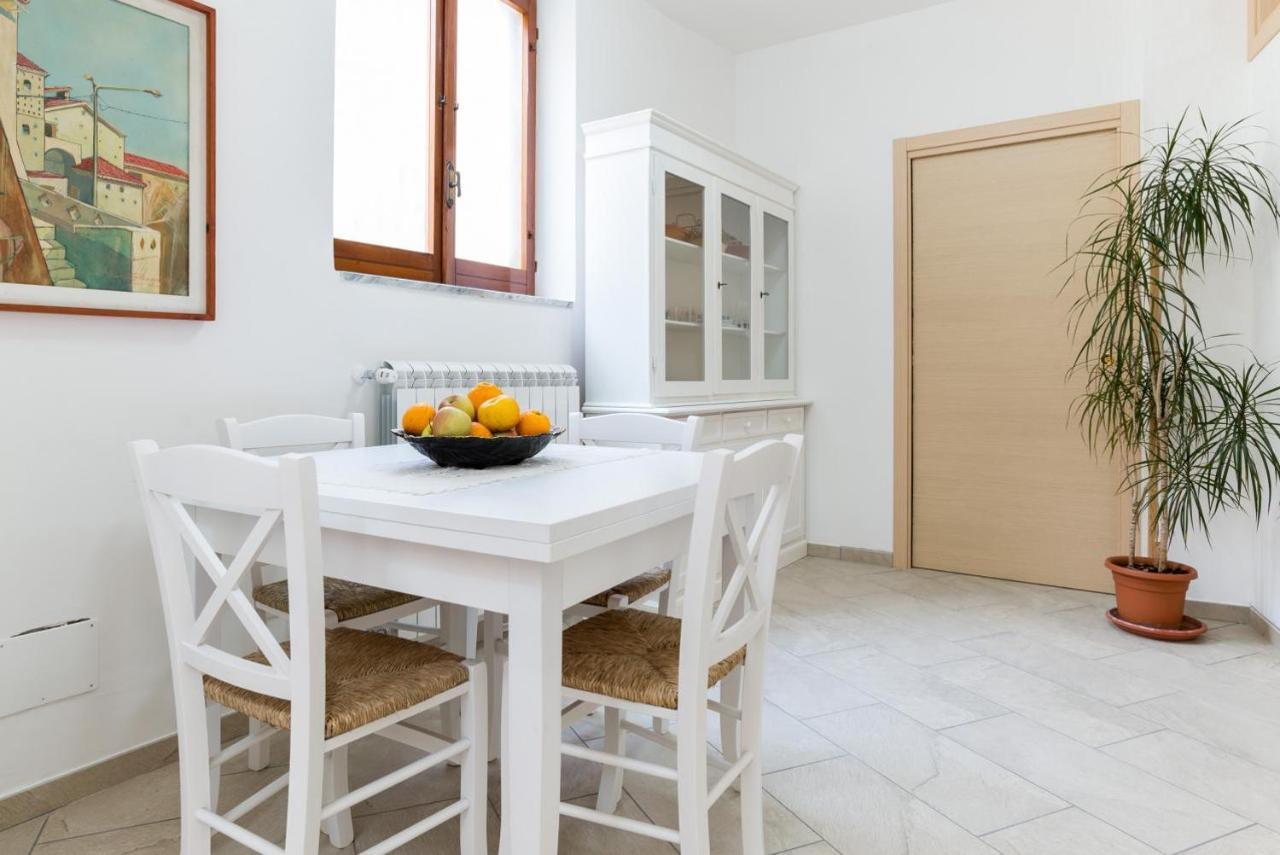 Casa Vacanza Rosy Di Guida Rosy Giungano ภายนอก รูปภาพ