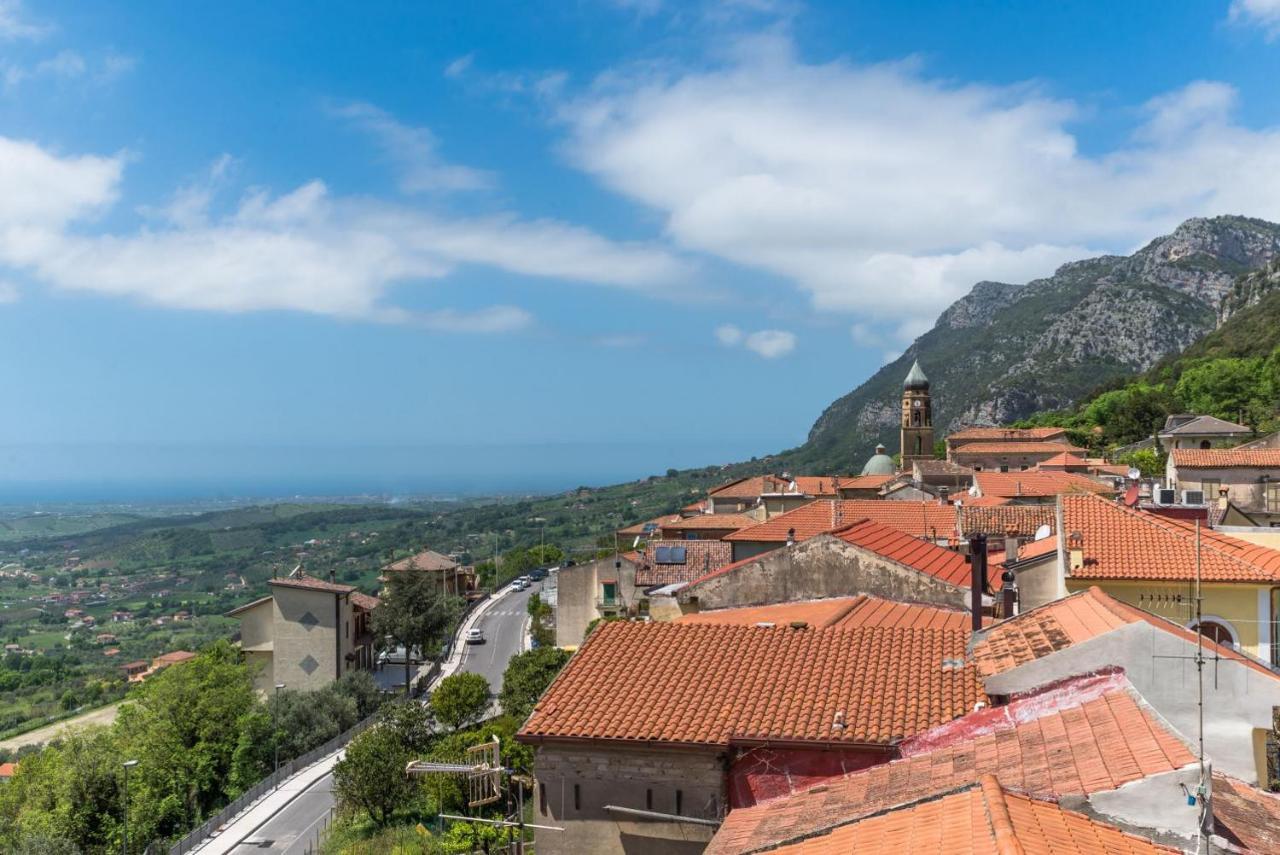 Casa Vacanza Rosy Di Guida Rosy Giungano ภายนอก รูปภาพ